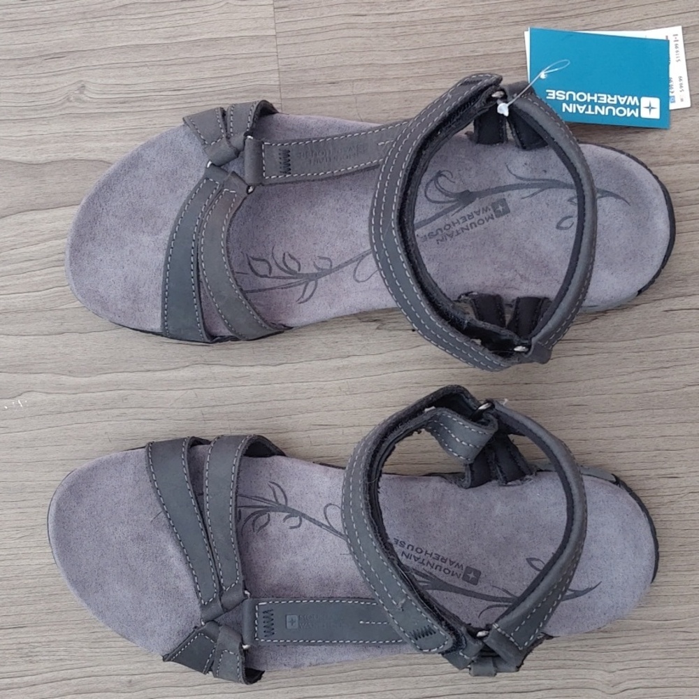Hiking sandals